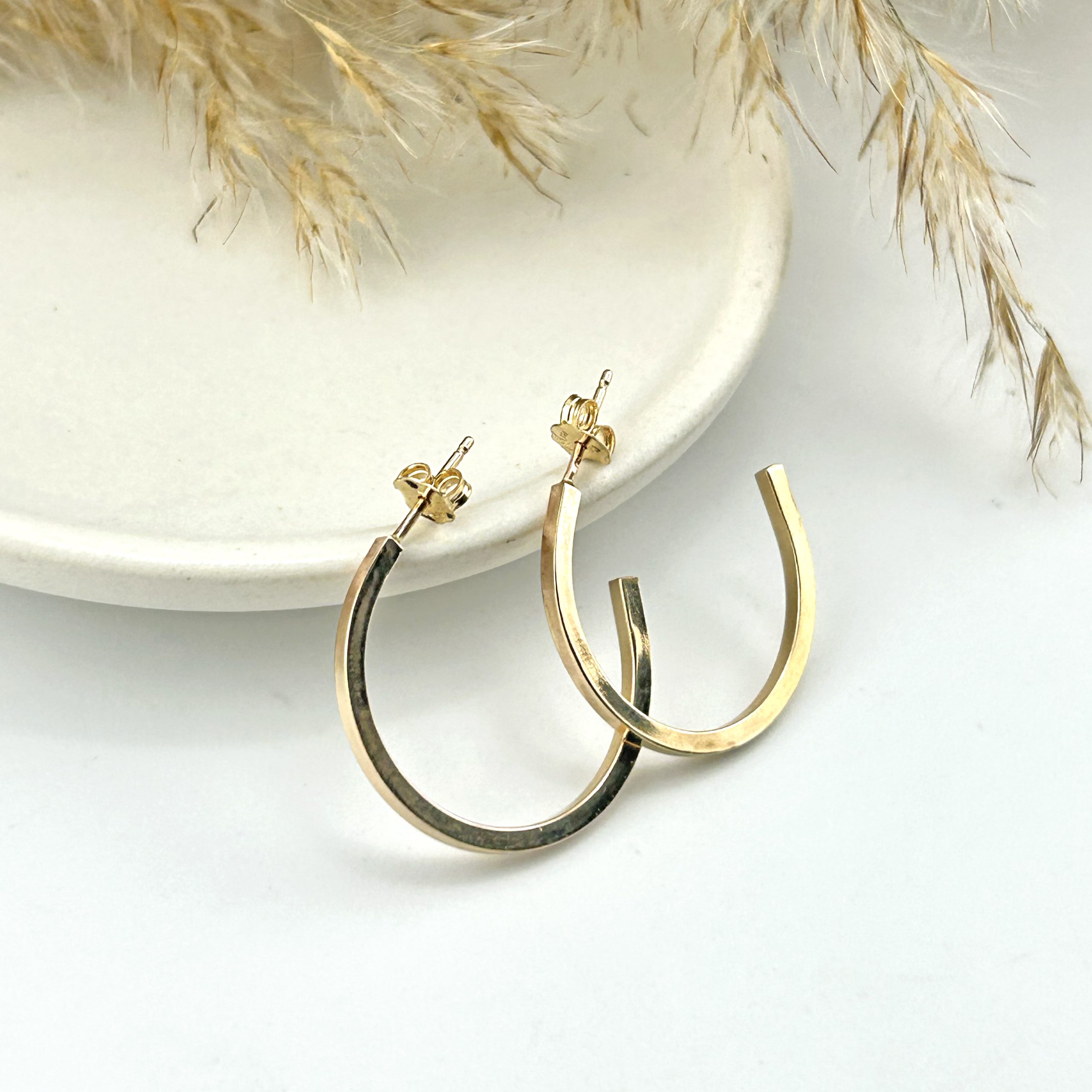 Handcrafted 14k Gold Fill Wire Hoop Earrings: Elegant Everyday Jewelry for Women - Image 3